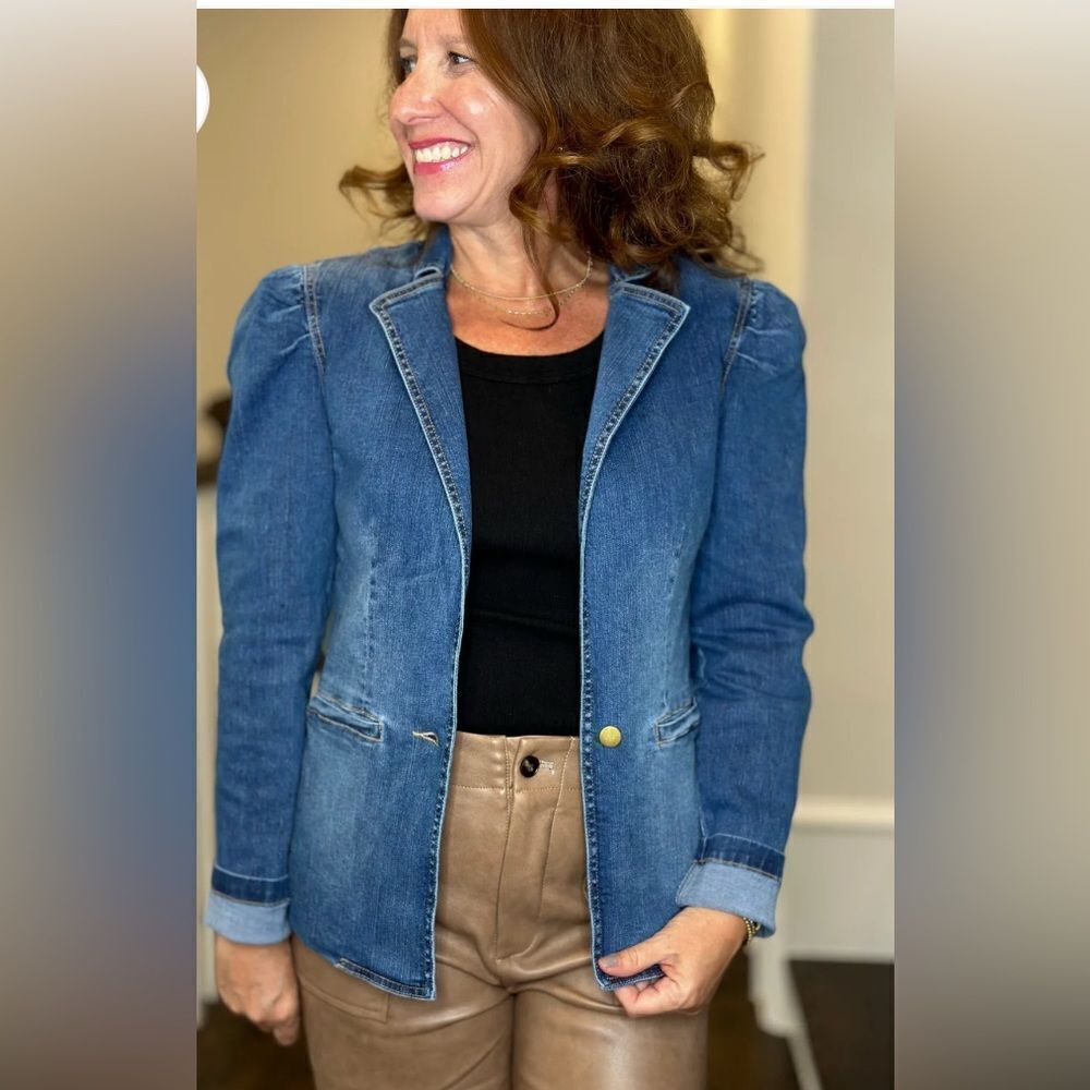 JS71 veronica blazer in light denim wash size M
